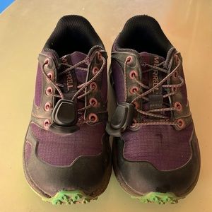Merrell kids size 10.5